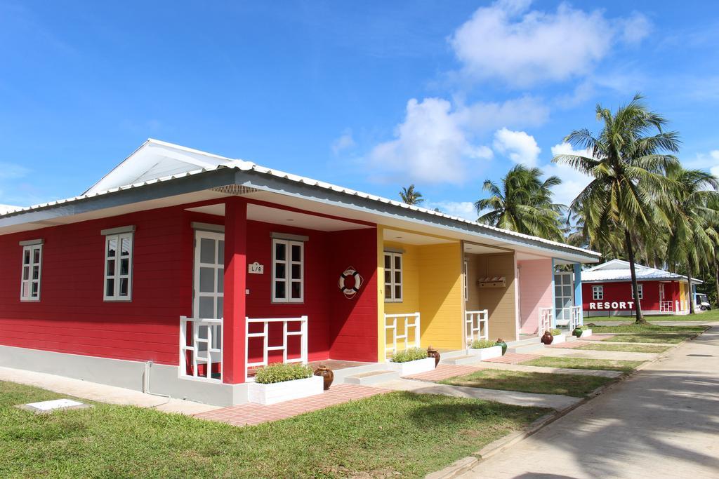Ocean Front Campgrounds Ngwesaung Exterior foto